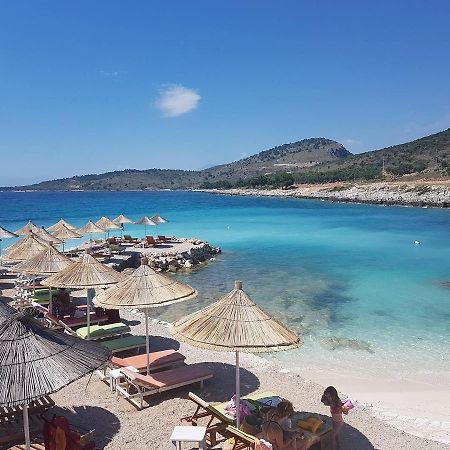 Soare Hotel Ксамил Екстериор снимка