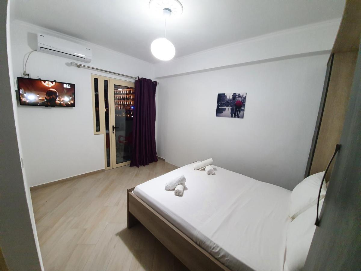 Soare Hotel Ксамил Екстериор снимка