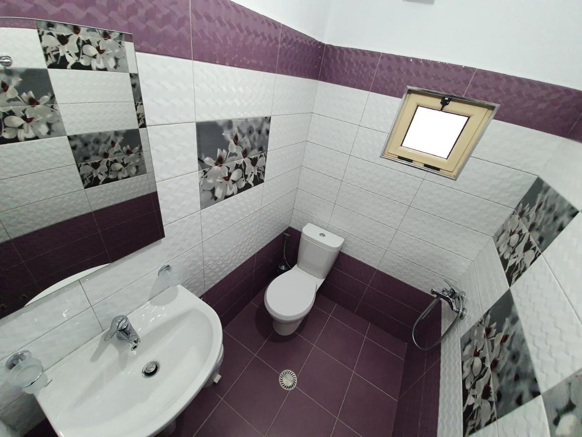 Soare Hotel Ксамил Екстериор снимка
