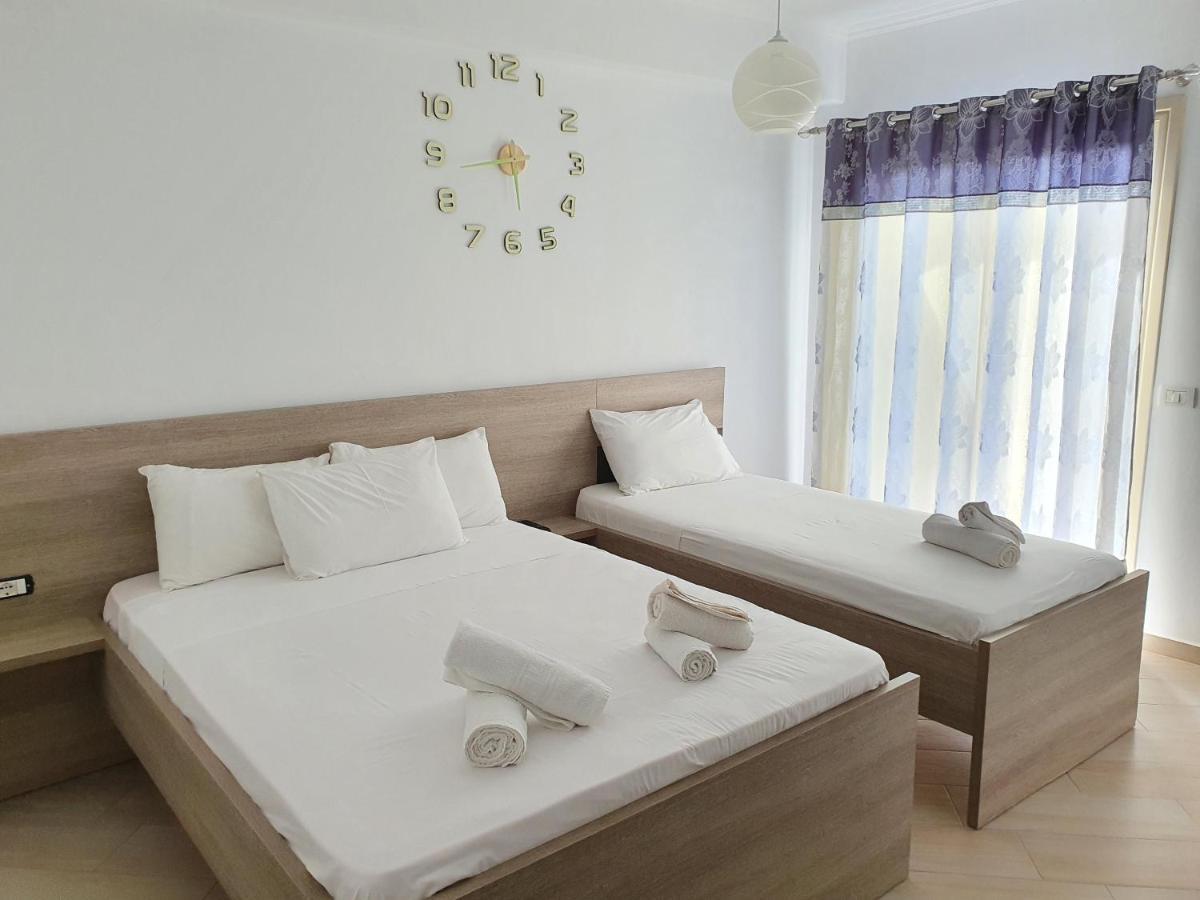 Soare Hotel Ксамил Екстериор снимка