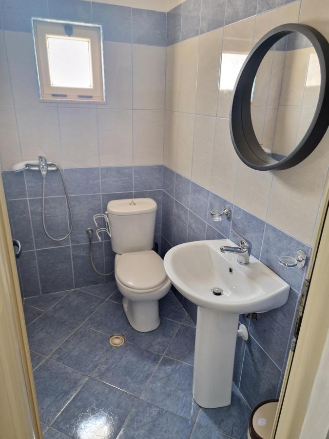Soare Hotel Ксамил Екстериор снимка