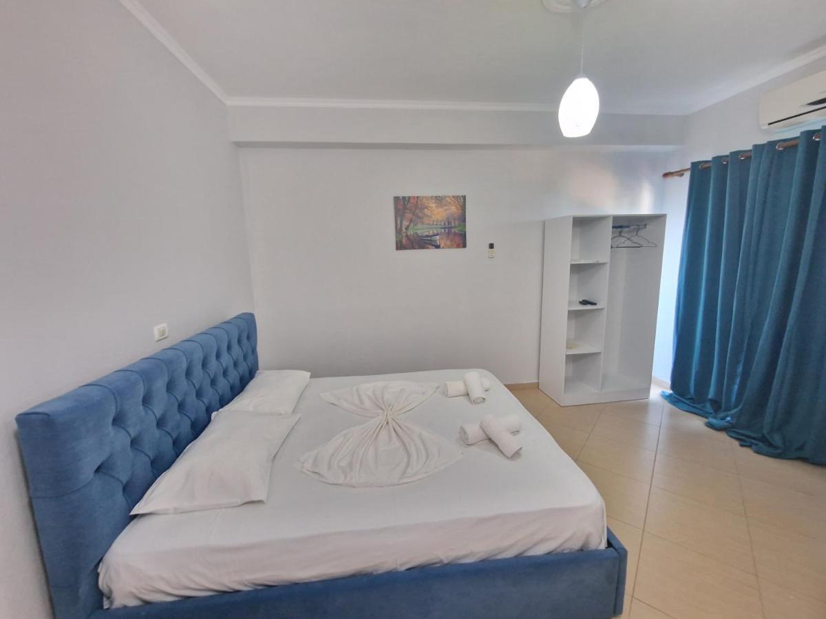 Soare Hotel Ксамил Екстериор снимка